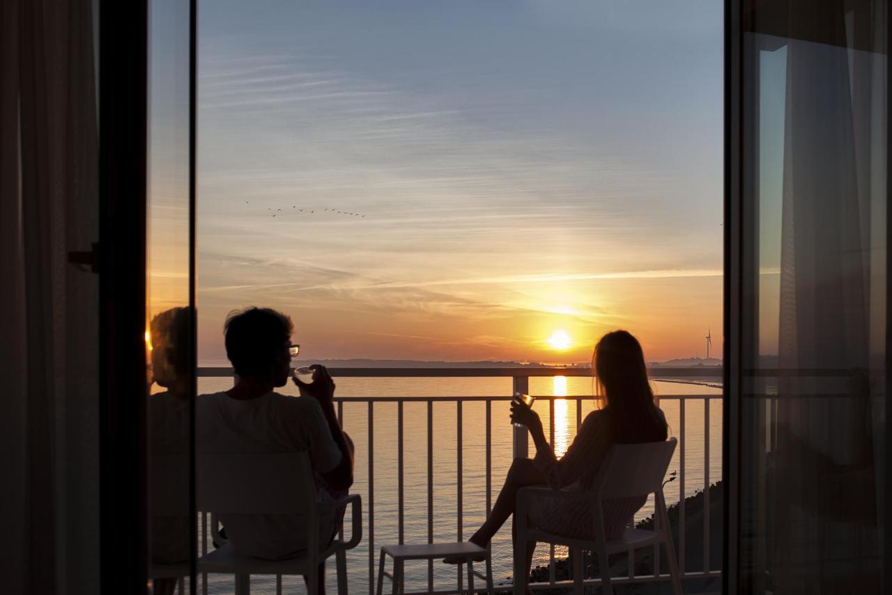 Marina Royale Darlowo - Apartamenty Ultra Mar Nad Morzem Darłówko Exterior foto